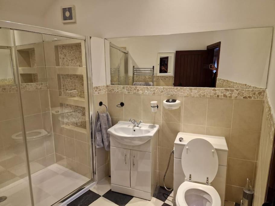 Joiners Arms - Studio Apartments Market Drayton Esterno foto